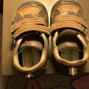 Toddler leather shoes